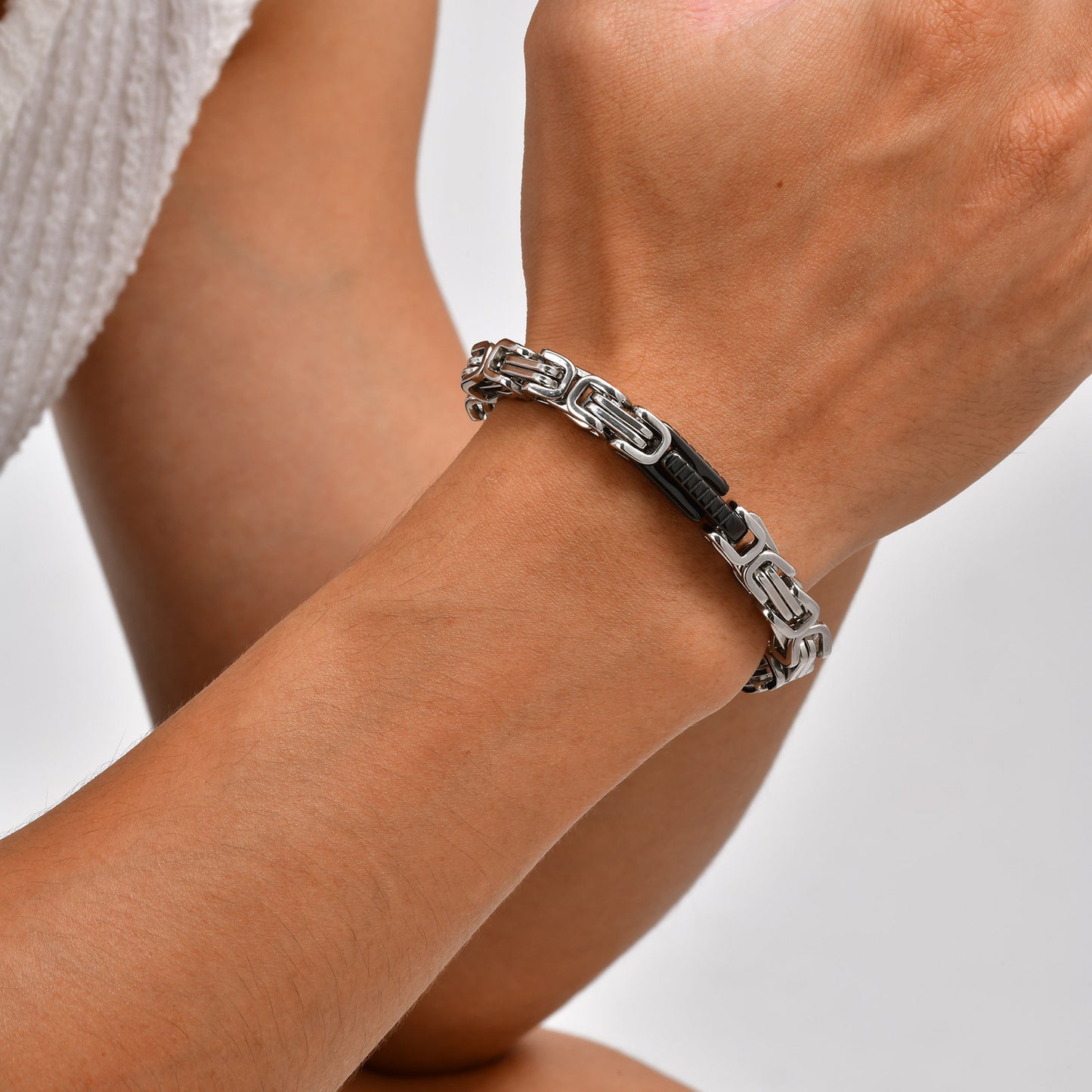 Planderful Stainless Steel Byzantine Chain Bracelet for Men