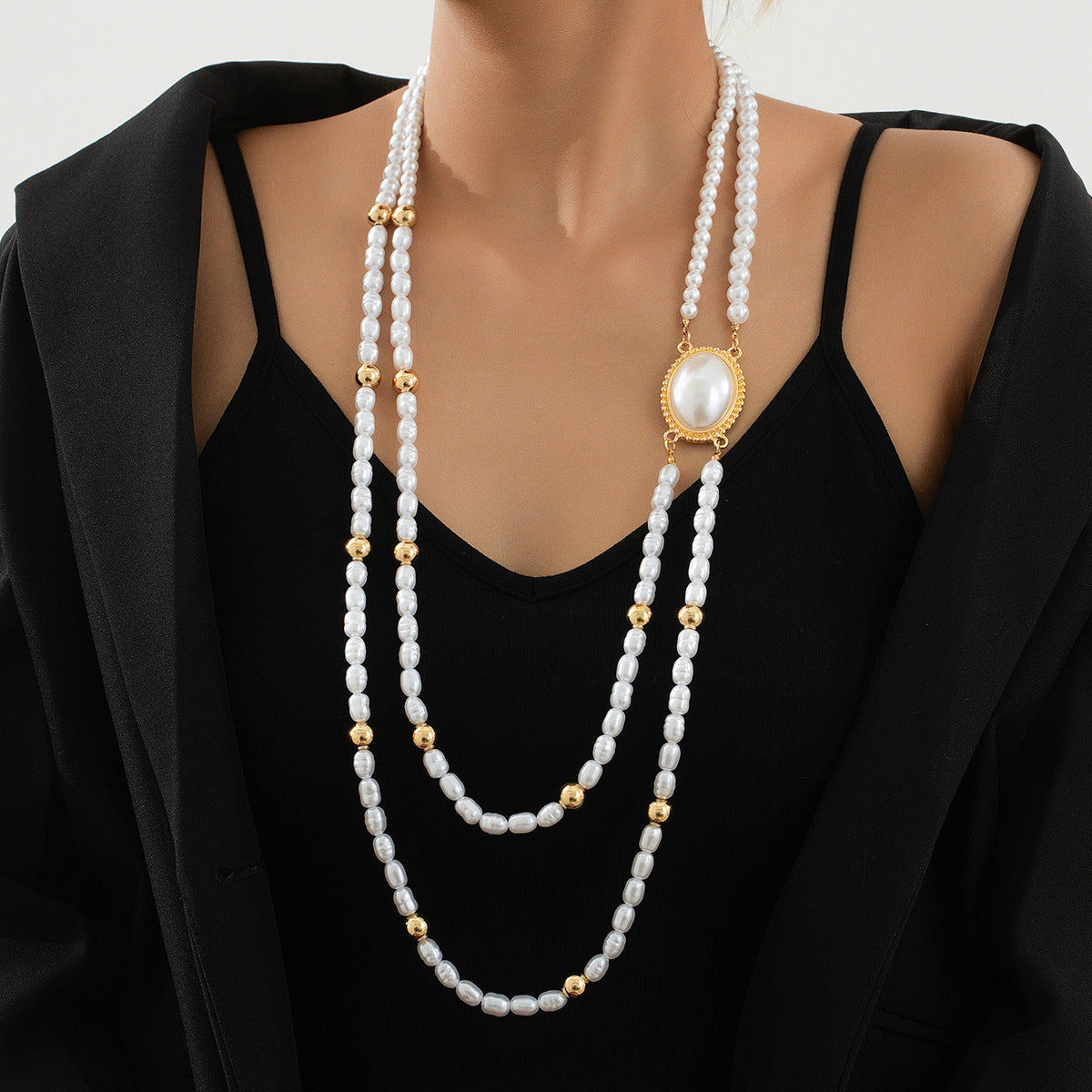 Planderful Vienna Verve Necklace – Elegant Long Design with Imitation Pearls