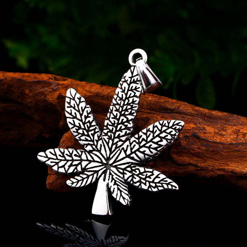 Customizable Retro Titanium Steel Maple Leaf Pendant Necklace for Men and Women - Korean Design