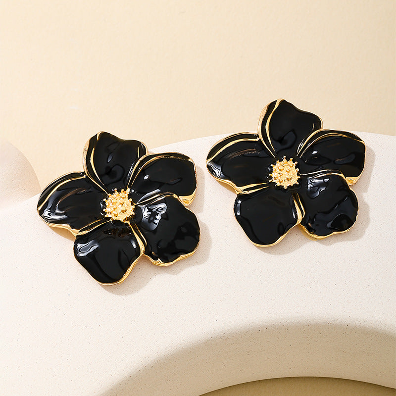 Planderful Vienna Verve Earrings – Stylish Exaggerated Floral Design
