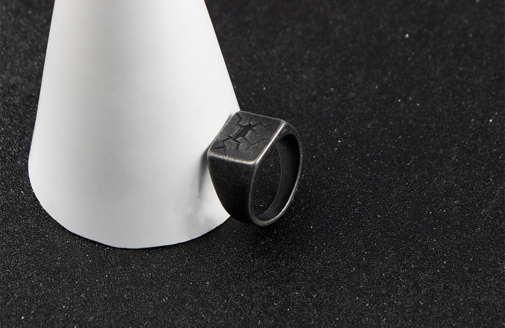 European American Spider Crack Titanium Ring For Men