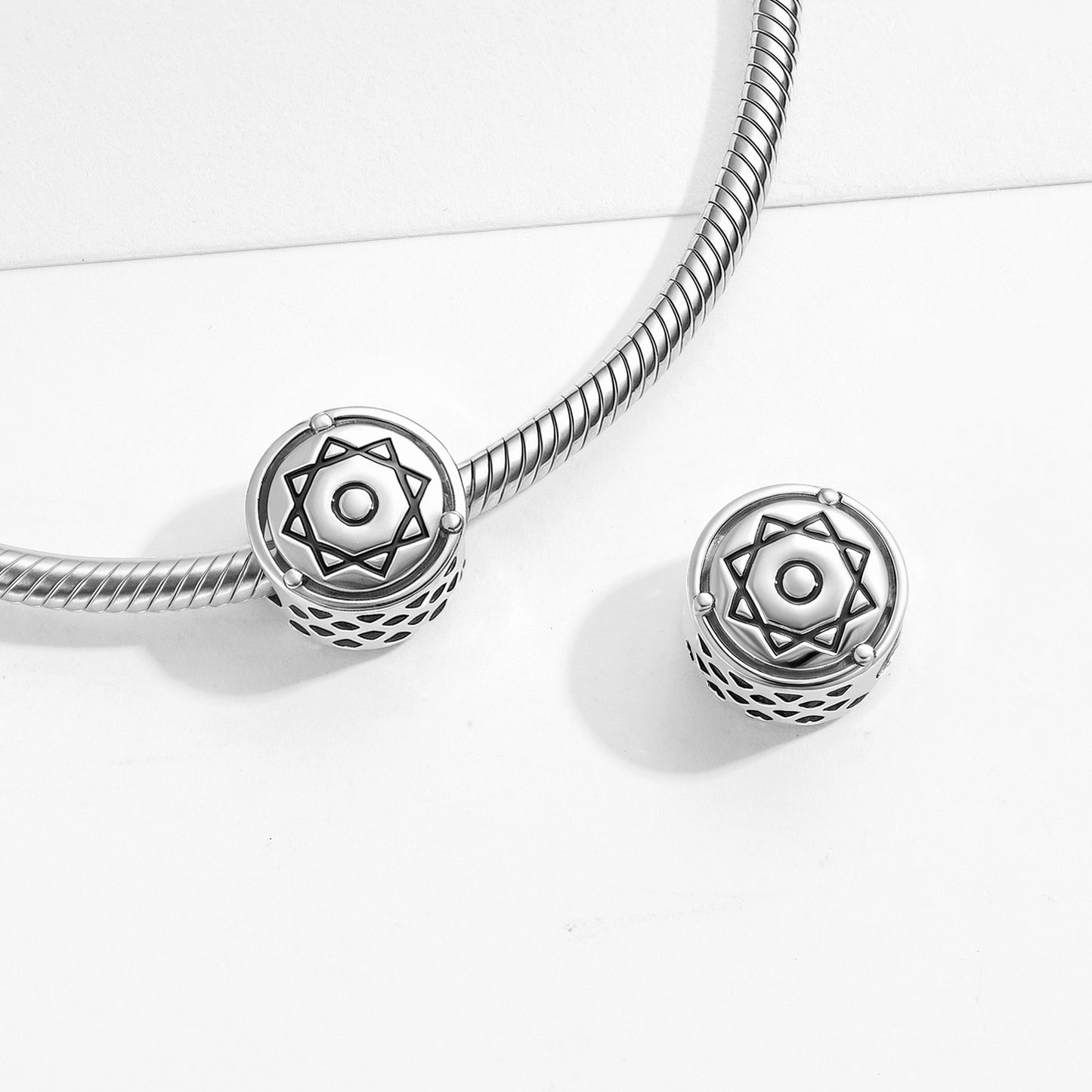 Planderful Jewelry Sterling Silver Beaded Bracelet Pendant