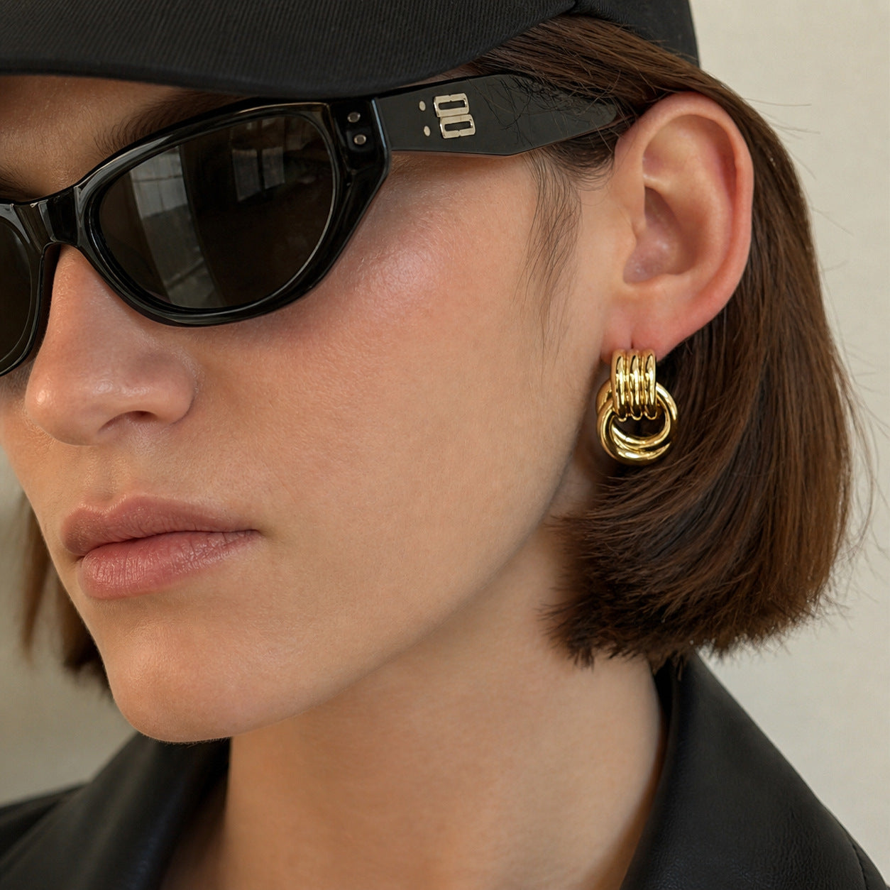 Planderful Vienna Verve Stainless Steel Ring Buckle Stud Earrings With Contrasting Color Lines For Modern Fashion Lovers