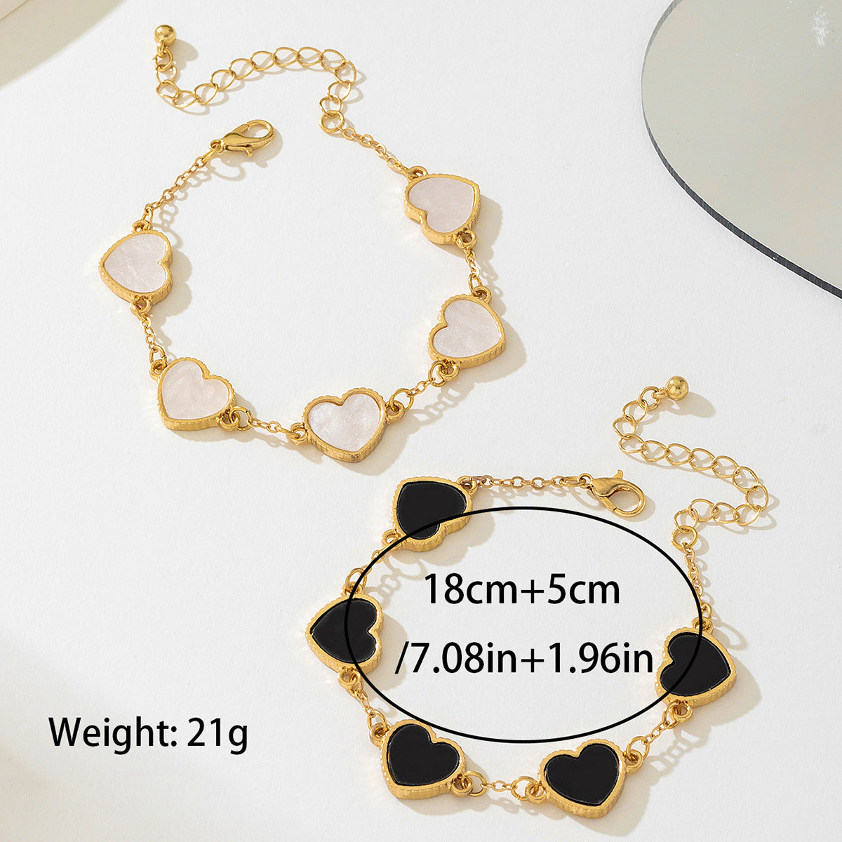 Planderful Vienna Verve Bracelet – Elegant Black and White Design