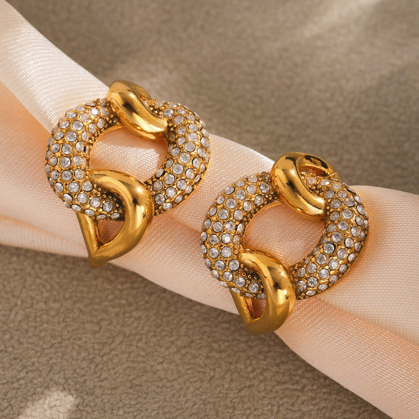 Planderful Zircon Geometric Buckle Ring Gold Plated Unisex