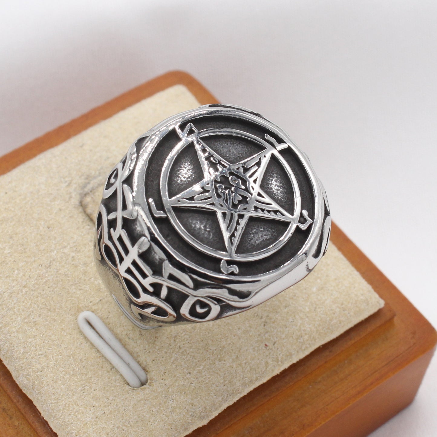 Planderful Jewelry Pentagram Ring For Men In Titanium Steel With European Vintage Charm