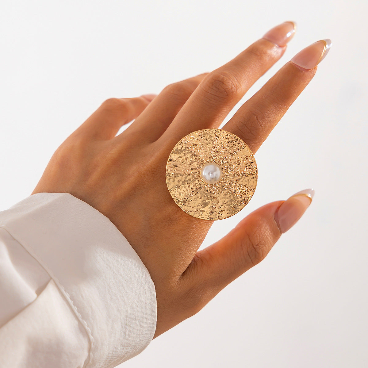 Planderful Vienna Verve Sunflower Ring – Adjustable Alloy Design with Imitation Pearl