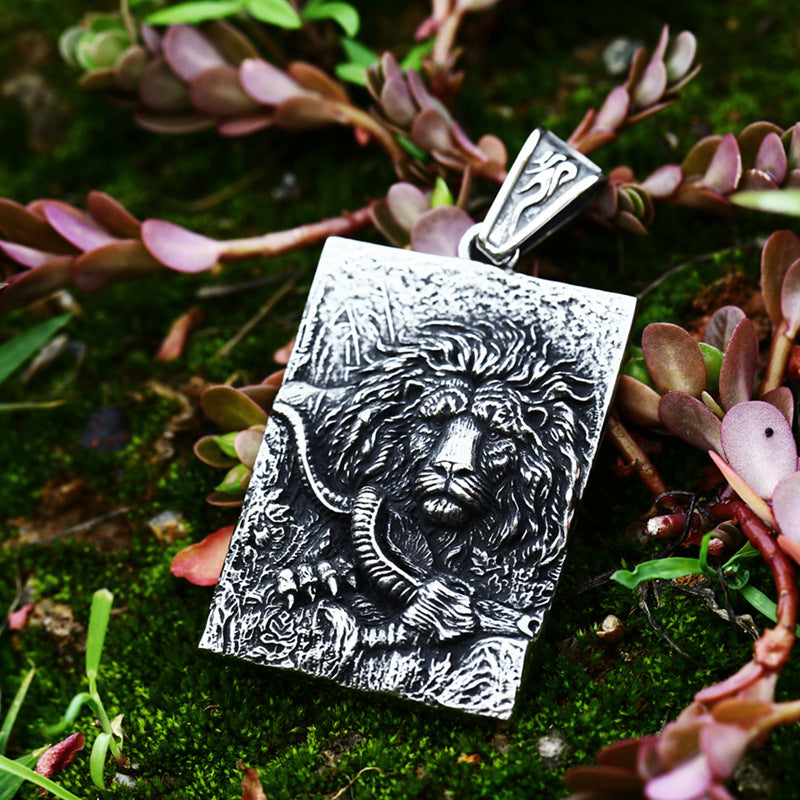 Titanium Steel Retro Lion Head Pendant for Men - Dominant Cross-Border Jewelry