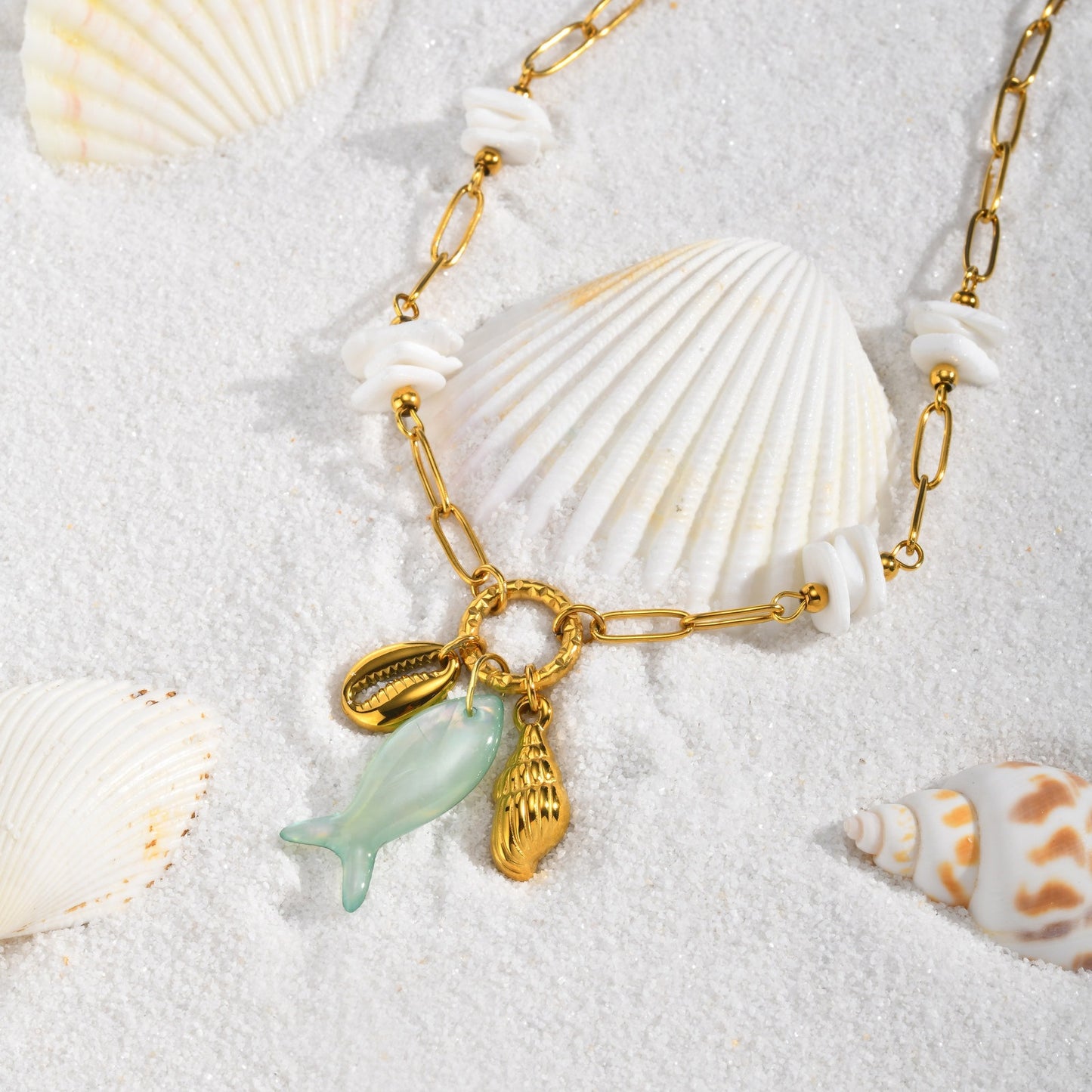 Europe – America – Cold Wind Necklace