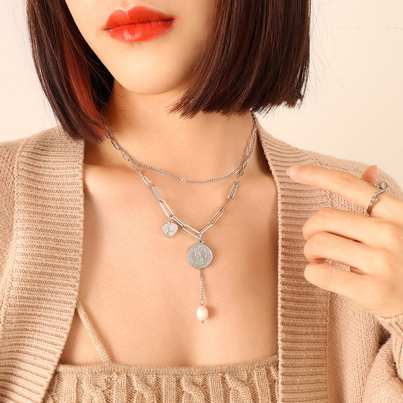 Golden Double-Layer Portrait Pendant Necklace with Niche Design and Lock Bone Chain