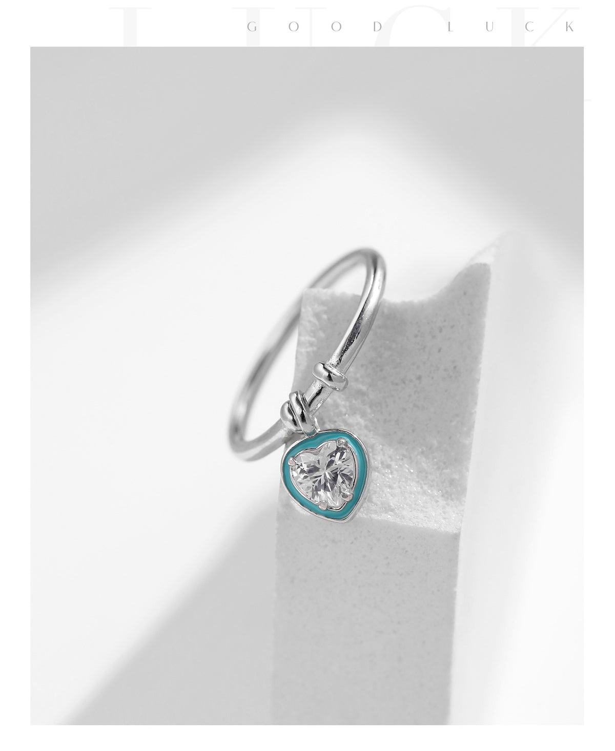 925 Sterling Silver Mint Green Heart Zircon Ring