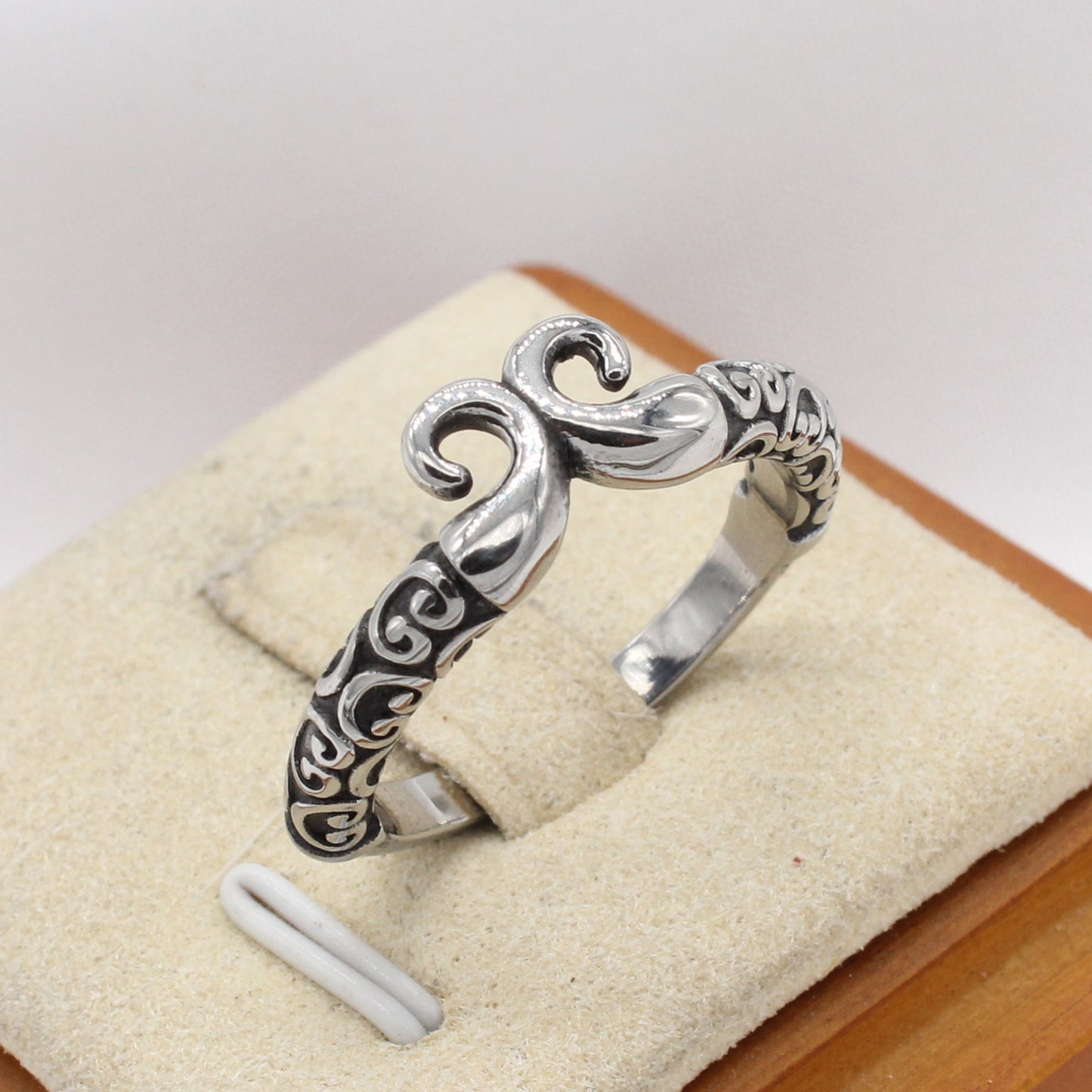 Planderful Everyday Genie – European and American Personalized Retro Straitjacket Men's Titanium Steel Ring