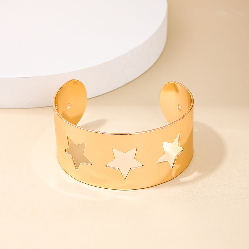 Exaggerated Hollowed Five-Pointed Star Women's Bracelet - Vienna Verve Collection