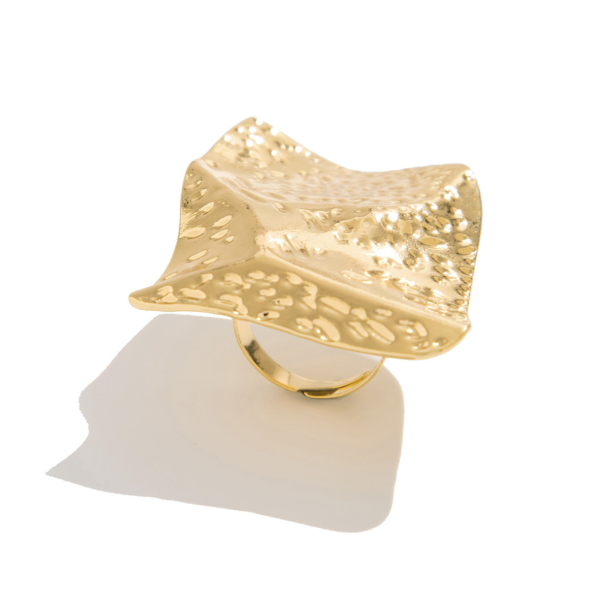Planderful Vienna Verve Ring – Unique Geometric Design