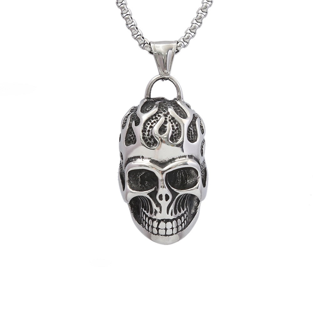 1. Planderful Skull Pendant Necklace For Men Titanium Steel Hip Hop Retro Style Gift