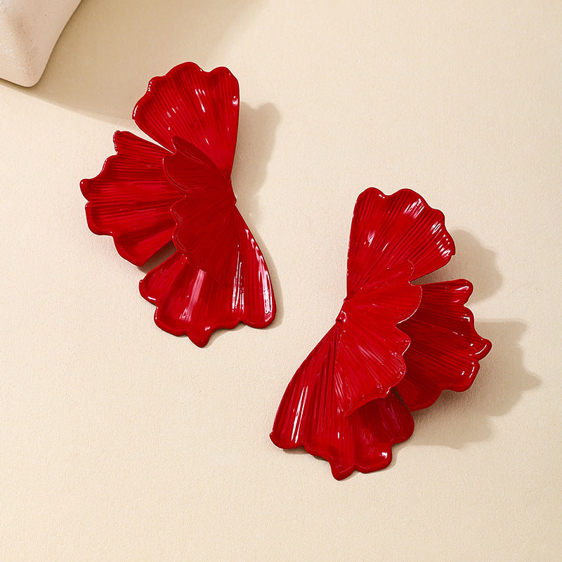 Planderful Vienna Verve Earrings – Elegant Metal Red Half Flower Design