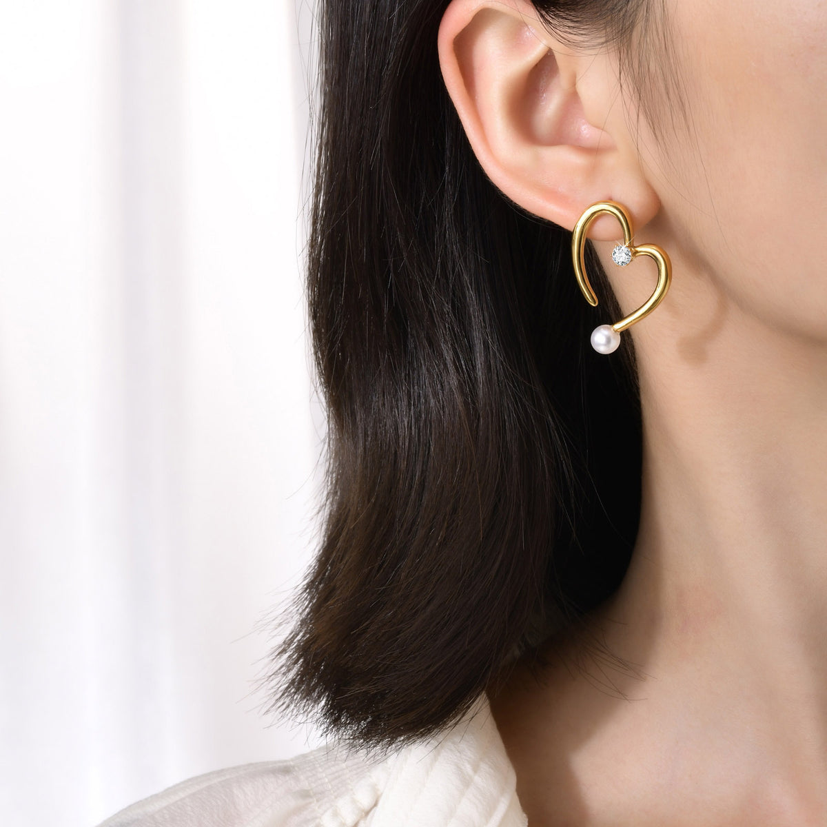 Stainless Steel Zircon Pearl Heart Earrings