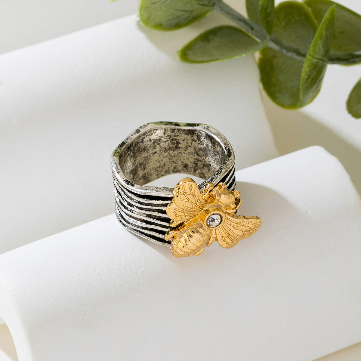 Retro Metal Bee Ring for Women by Planderful