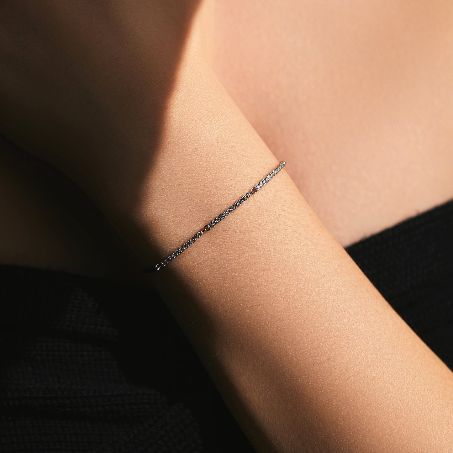 Planderful Everyday Genie Bracelet – Elegant Sterling Silver with Zircon Accents