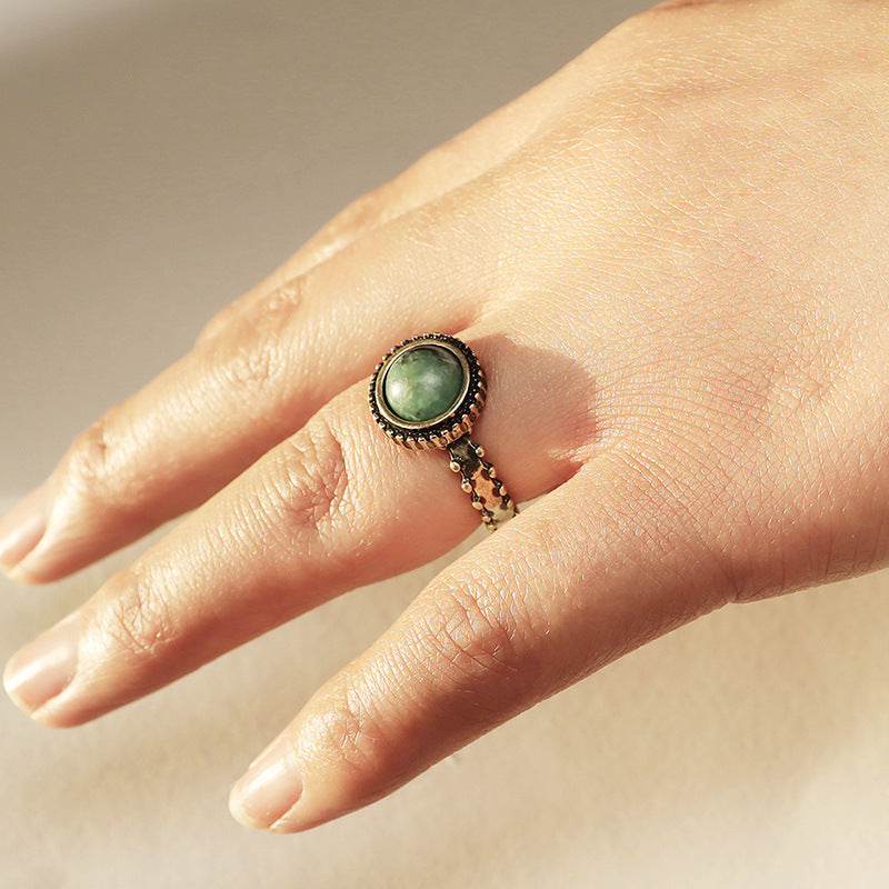 Wholesale Retro Green Stone Ring with Cross-Border Design