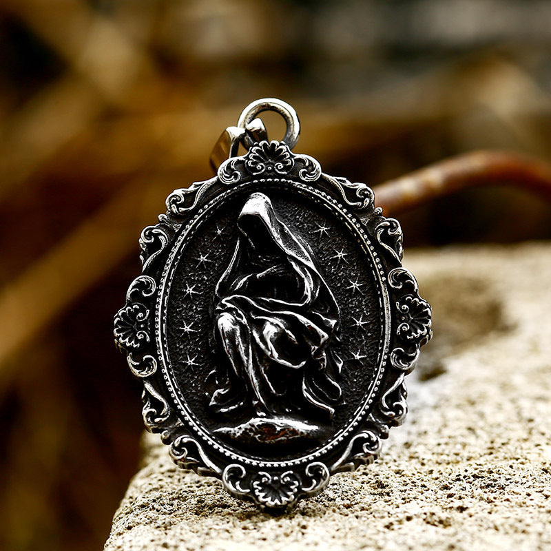 Titanium Steel Grim Reaper Skull Pendant - Retro European and American Magic Mirror Jewelry for Men