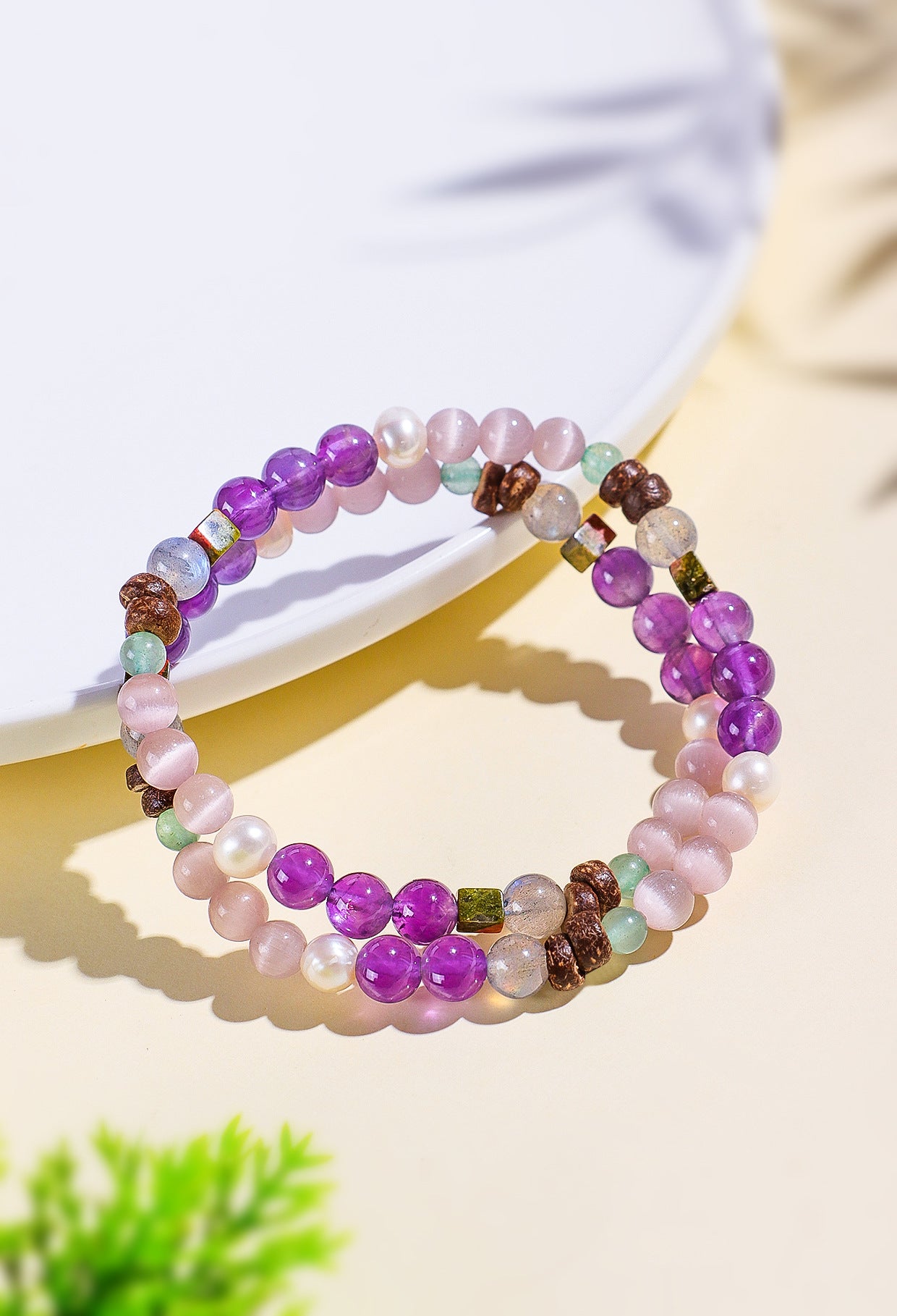 Planderful Fortune's Favor Bracelet – Elegant Freshwater Pearl and Amethyst Design