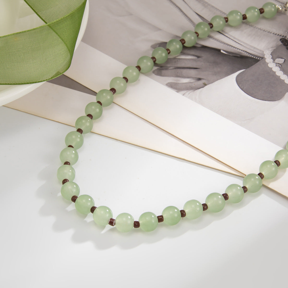 Ethnic Color Bead Collarbone Necklace