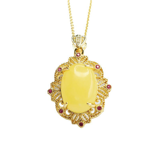 Leaf Zircon Golden Necklace with Beeswax Amber Pendant_Product Title
