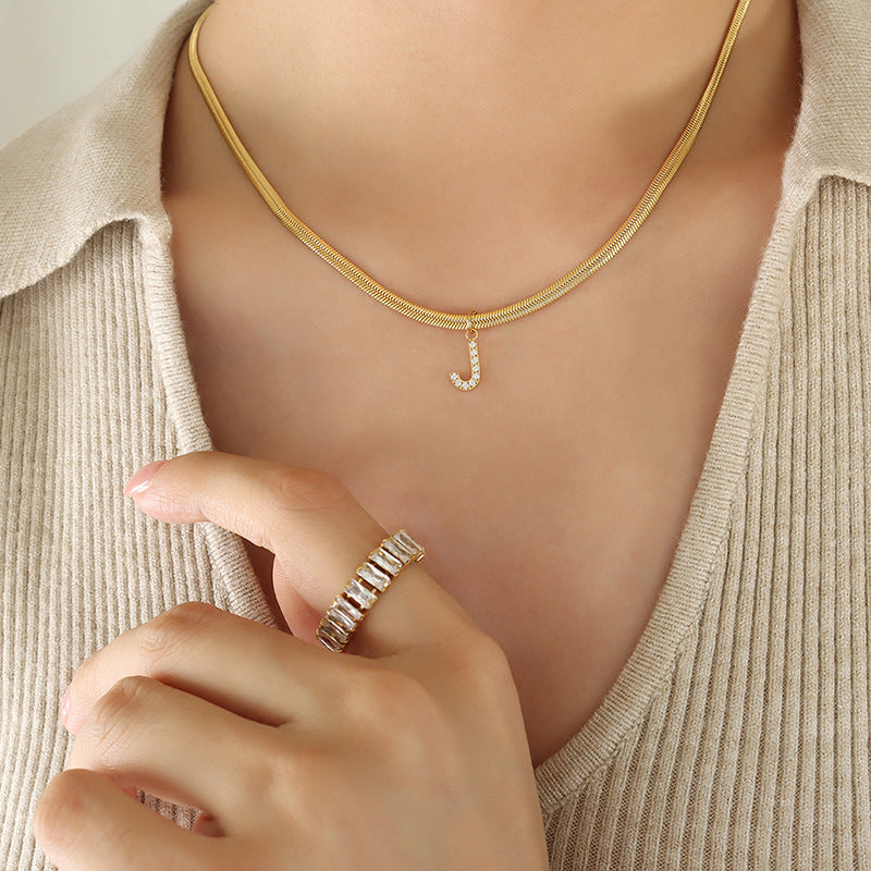 Exquisite Korean Style Zircon Letter Pendant Necklace with Blade Chain