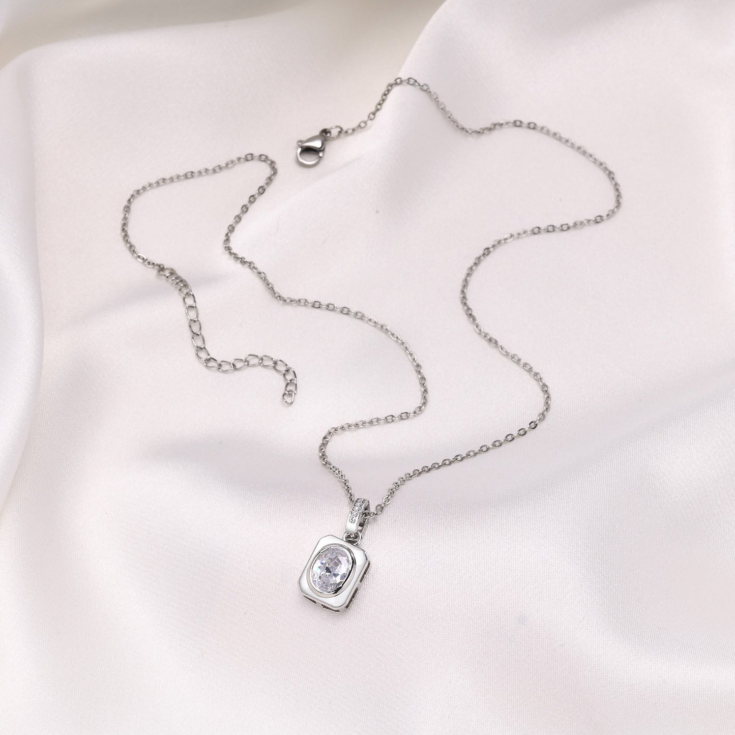 European And American Jewelry Blue White Zircon Necklace