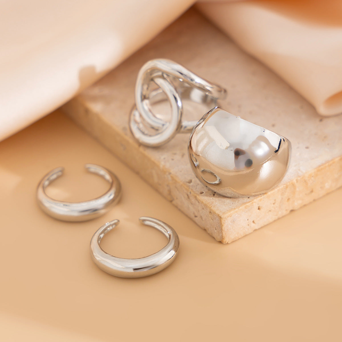 Planderful Vienna Verve Ring Set – Exaggerated Baroque Design