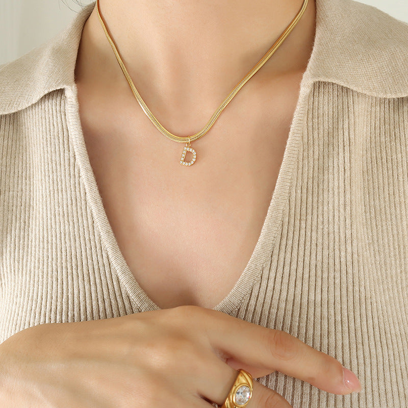 Exquisite Korean Style Zircon Letter Pendant Necklace with Blade Chain