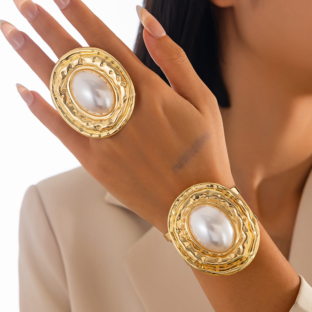 Planderful Vienna Verve Bracelet Set – Elegant Geometric Design with Imitation Pearls