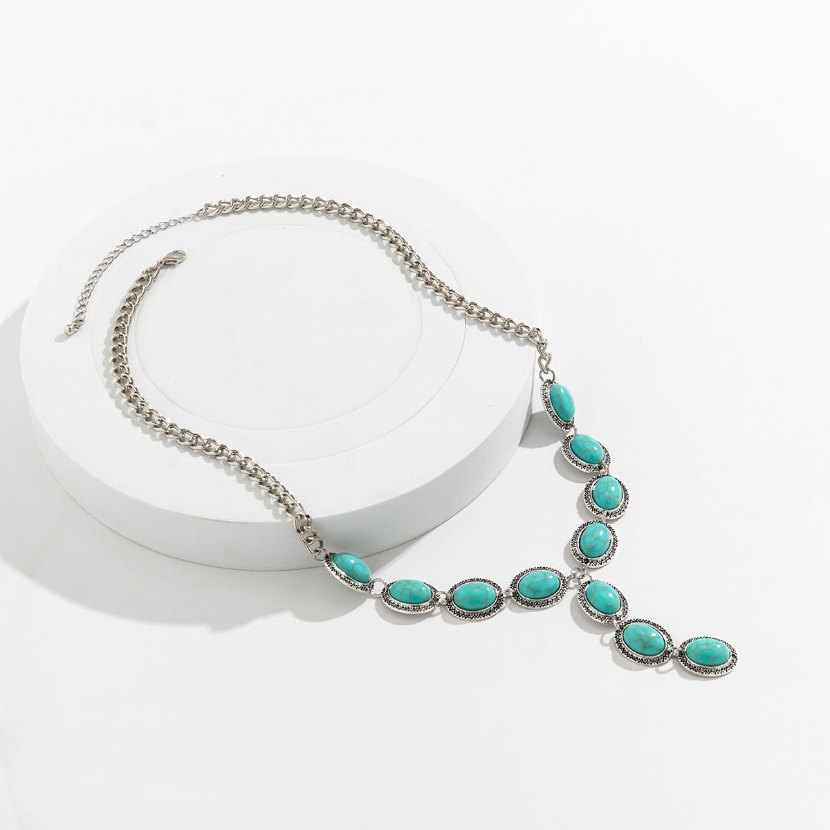 Planderful Vienna Verve Necklace – Retro Ethnic Y-Shaped Turquoise Pendant