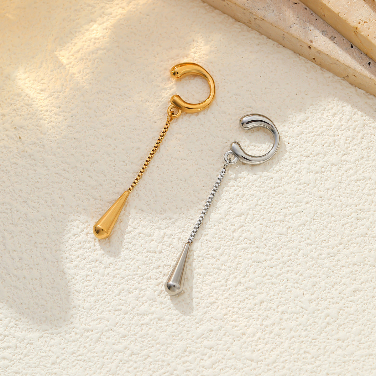 Planderful Vienna Verve Stainless Steel Water Drop Ear Clips No Piercing Tassel Chain for Modern Women