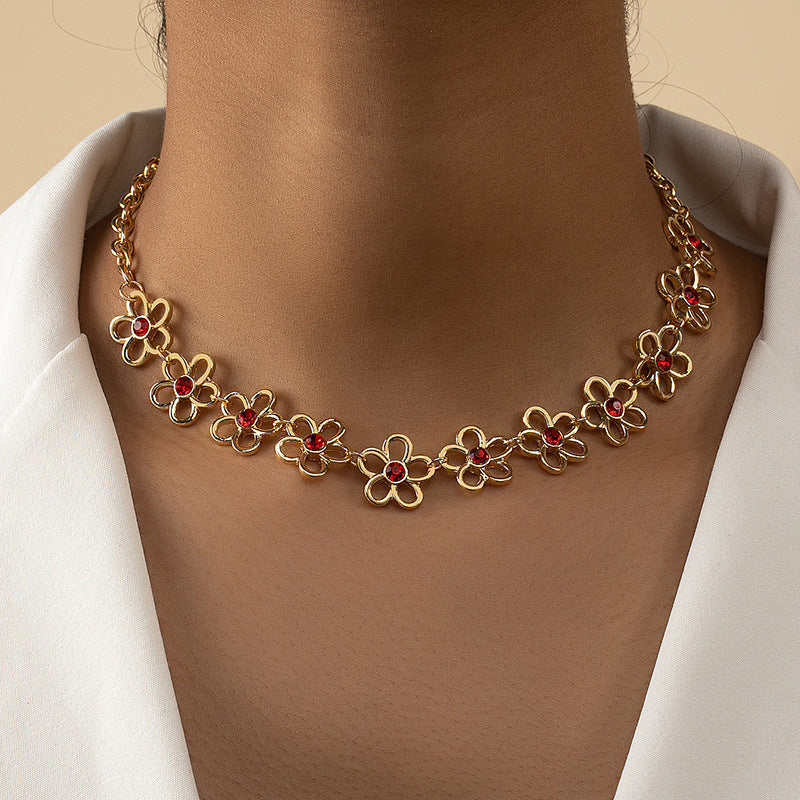 High Fashion Metal Flower Necklace with Unique Personality Details - Wholesale Jewelry