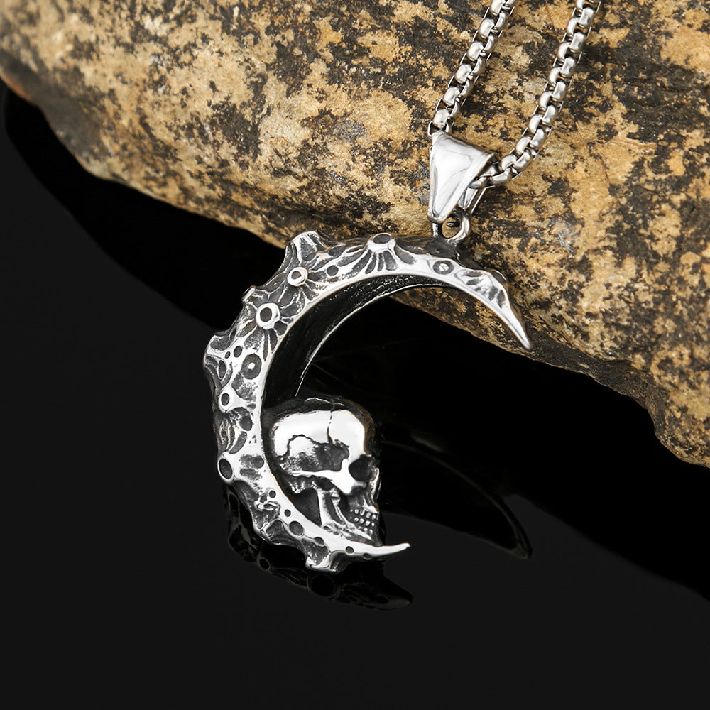 European And American New Moon Skull Titanium Steel Necklace For Men