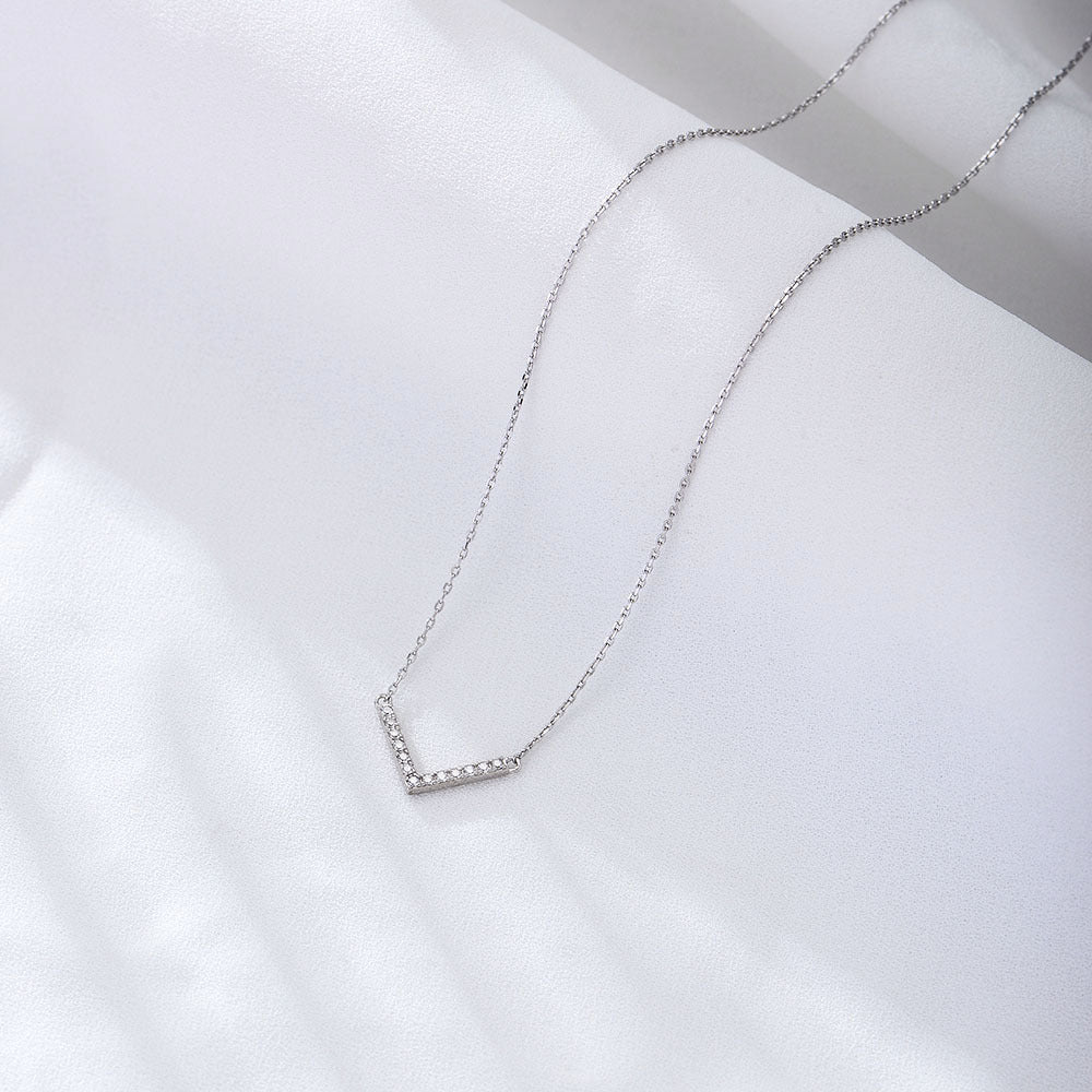 925 Sterling Silver V-Shaped Necklace And Three-Dimensional Full Zircon Pendant