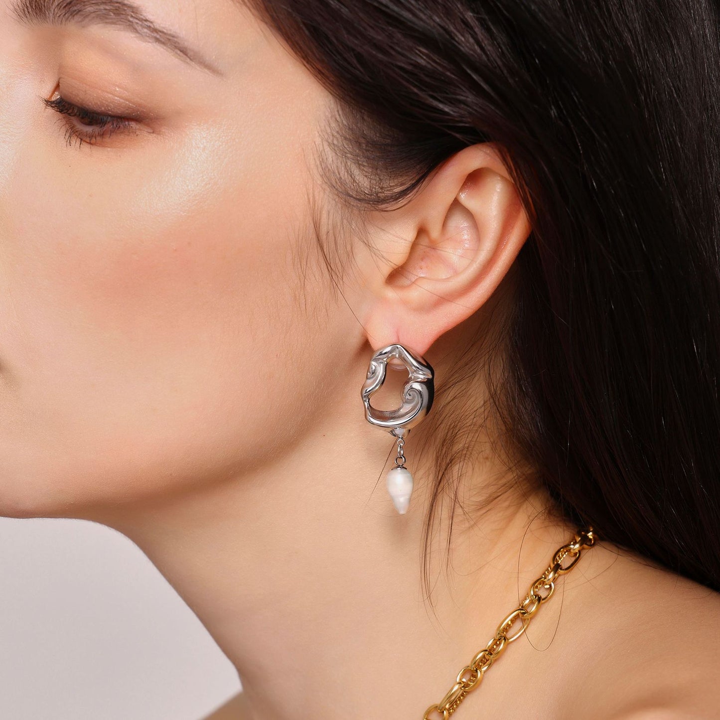 Planderful 18K Gold Plated Lava Pearl Women Earrings