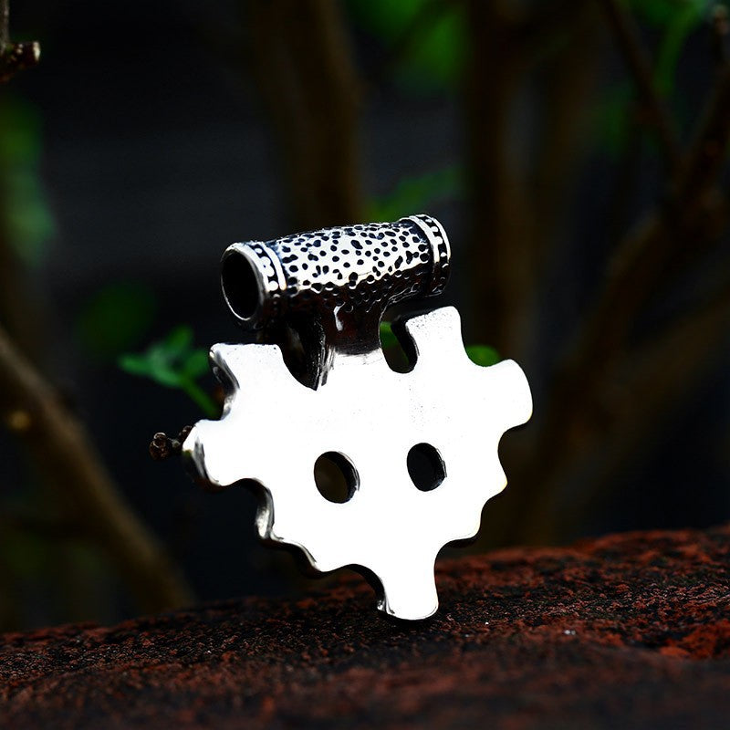 Titanium Steel Nordic Viking Celtic Knot Crow Pendant for Men – Retro European and American Jewelry