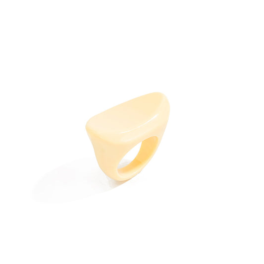 Planderful Vienna Verve Oval Index Finger Ring for Women Geometric Resin Jewelry Statement