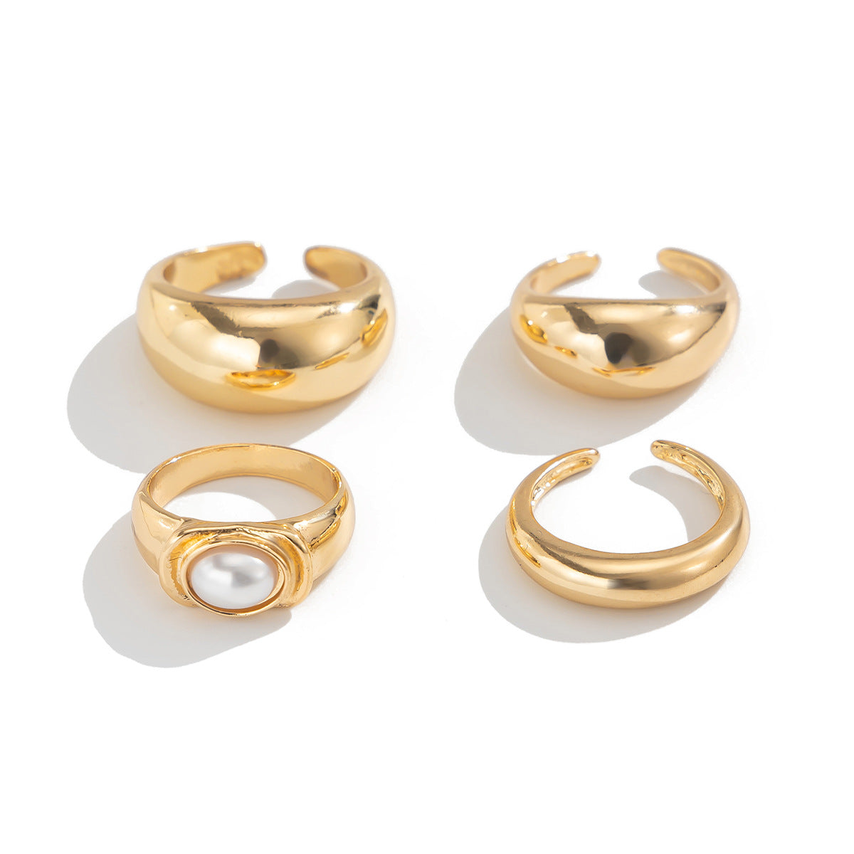 Planderful Vienna Verve Ring – Personalized Imitation Pearl Design