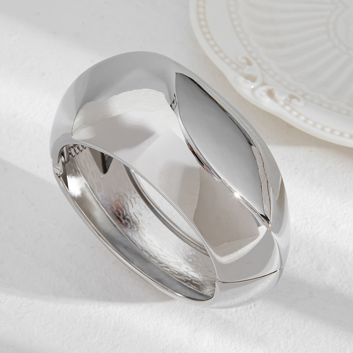 Planderful Vienna Verve Bracelet – Stylish Geometric Design