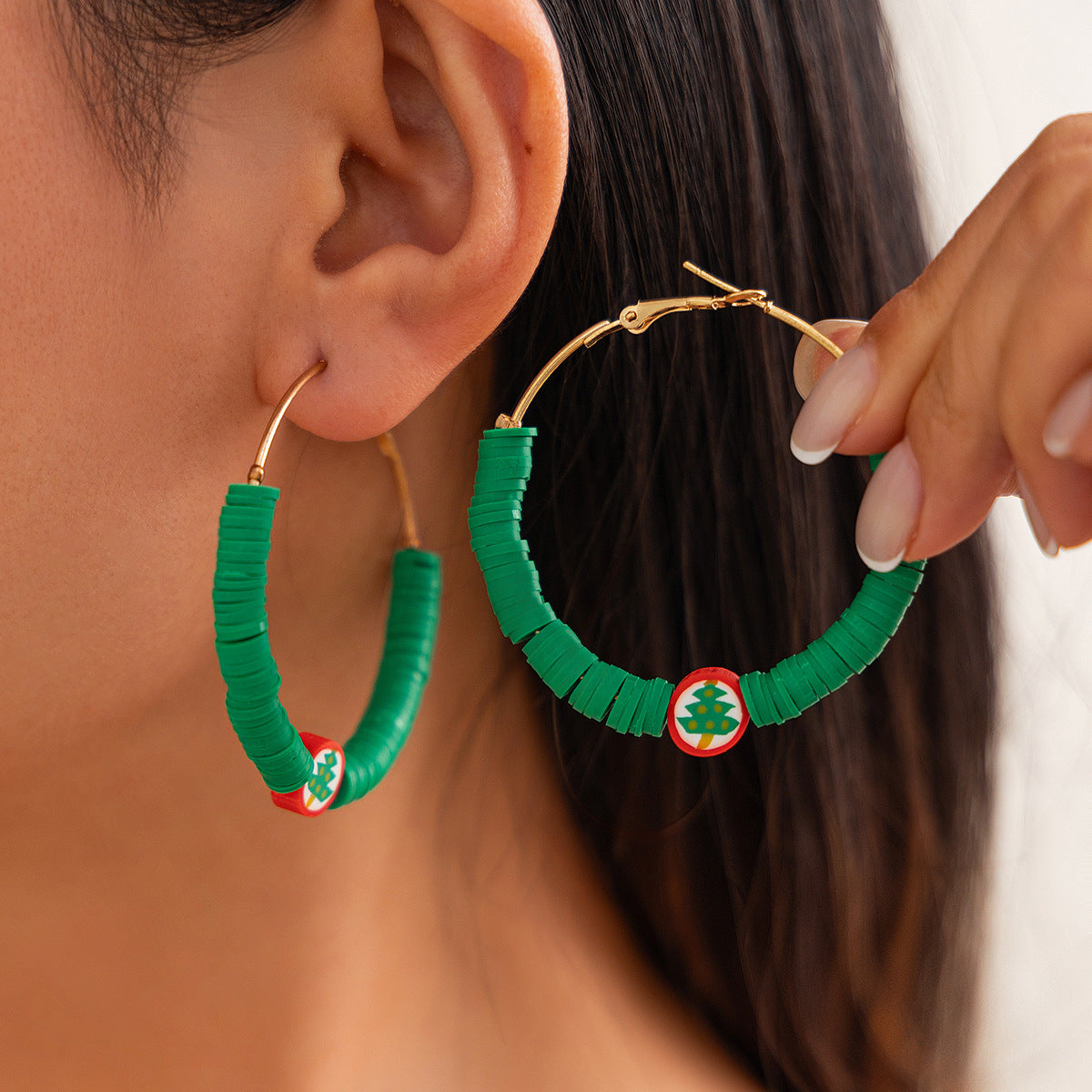 Planderful Christmas Ring Earrings Vienna Verve Santa Pendant For Women Contrasting Color Holiday Jewelry