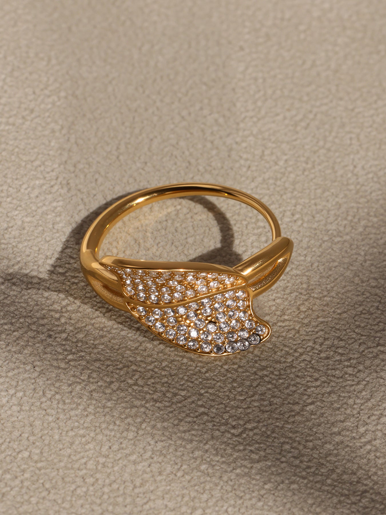 Planderful Zircon Side Opening Leaf Ring Non Fading Womens