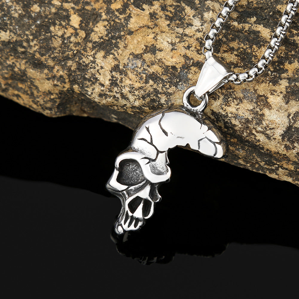 Foreign Trade New Retro Skull Titanium Steel Necklace for Men