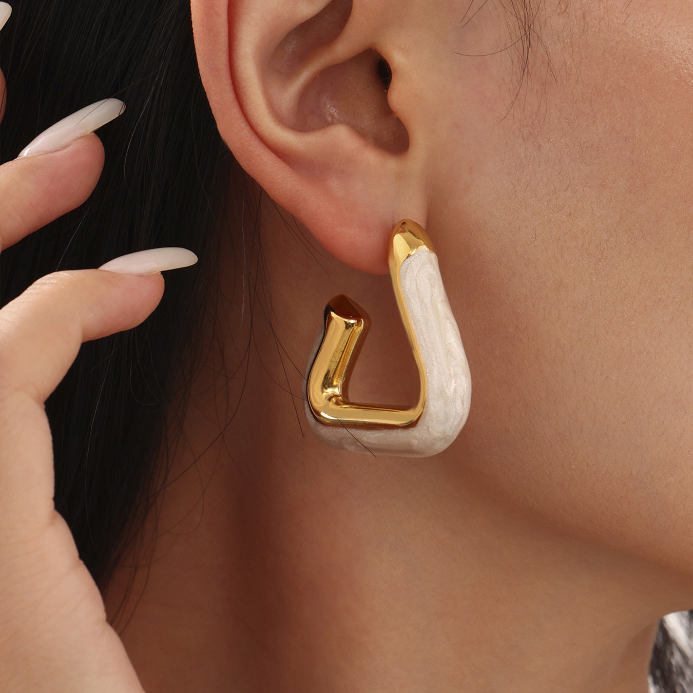 Planderful Triangular Pearl Earrings Hollow Gold For Women