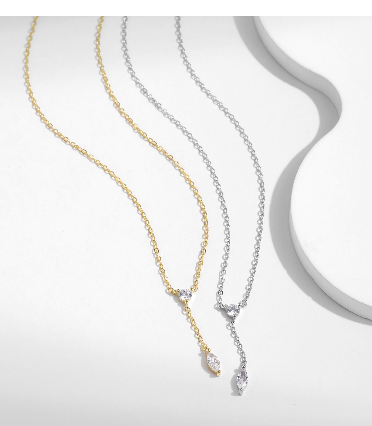 Planderful Everyday Genie Necklace – Elegant Zircon-Set Geometric Design