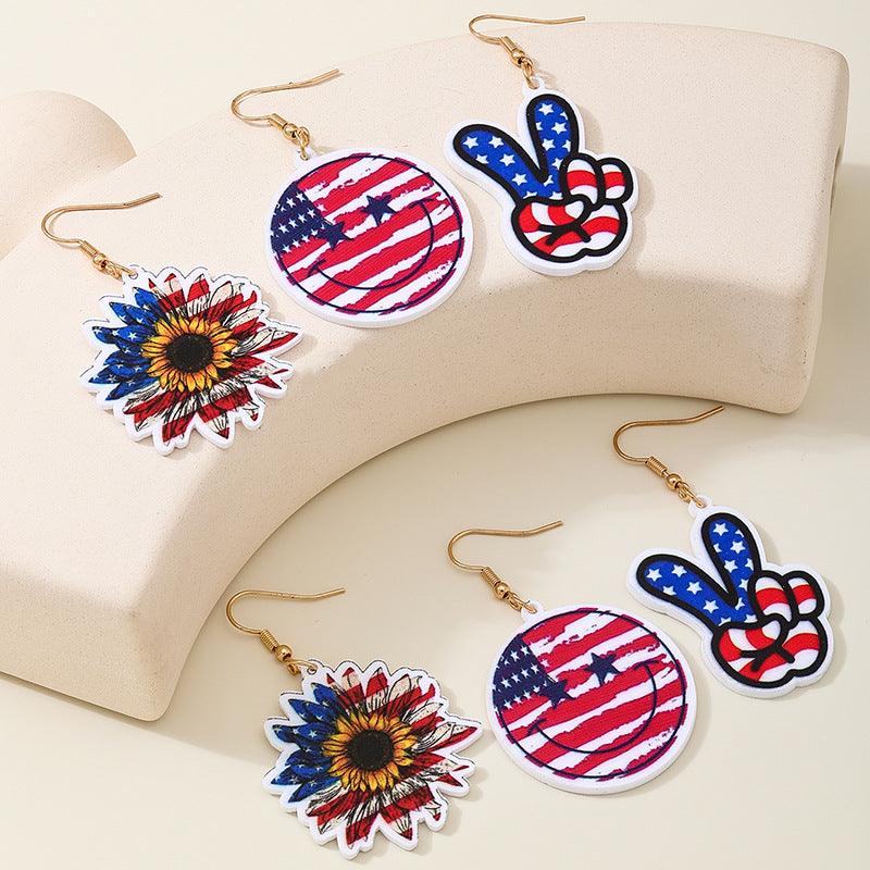 Planderful Vienna Verve Earrings Set – Fashionable Independence Day Design