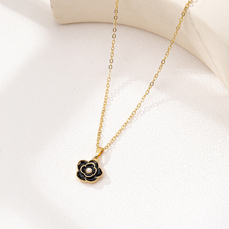 Planderful Vienna Verve Necklace – Stylish Metal Camellia Design